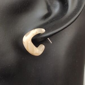 Angel Wings Earrings - cream